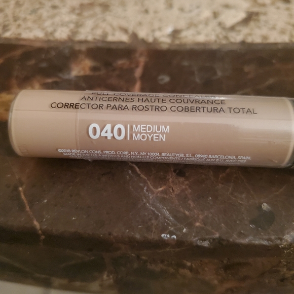 Revlon ColorStay 24Hour Color Longwear Full Coverage Concealer Medium - Picture 5 of 5